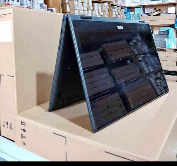 Dell latitude 3390 X360 core 5