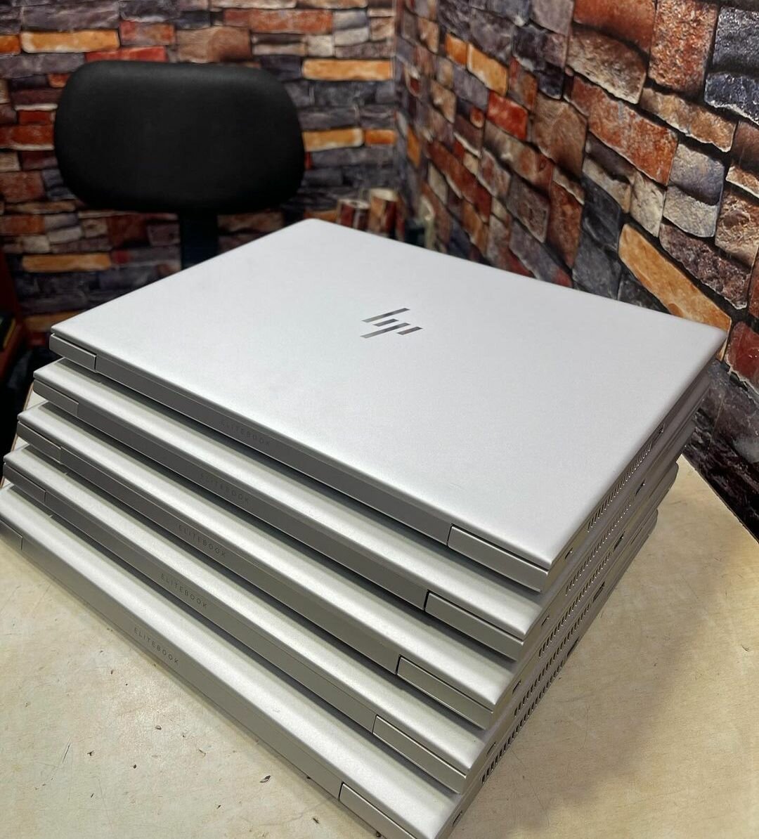 HP G6 CORE i5 8e Génération Ram16go SSD 512go