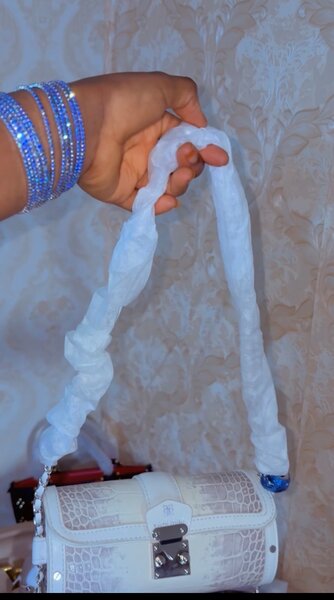 Sac bandoulière en cuir chic