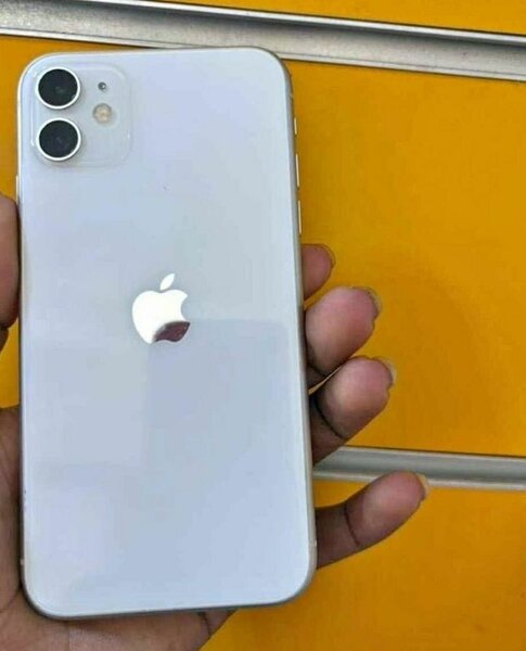 iPhone 11 - Smartphone élégant