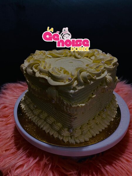 Gâteau de Luxe Ornée