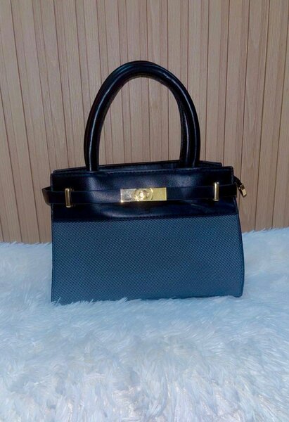 Sac à main  luxueux