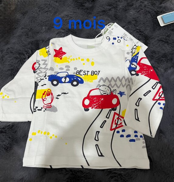 T-shirt bébé motif voitures