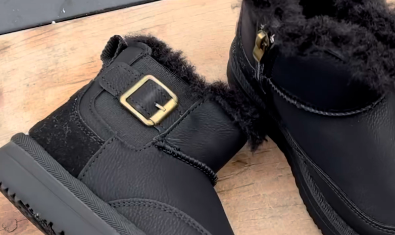 Эти угги настолько легкие, что ребенок практически не почувствует их на ногах. Мягкий материал и анатомическая форма создают ощущение комфорта на весь день.🤗❤️❤️