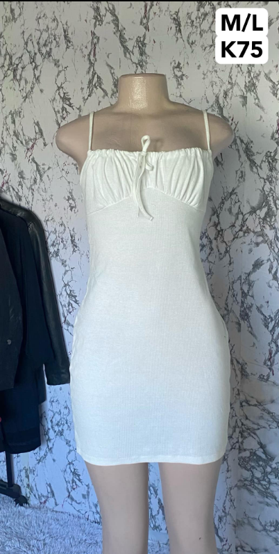 Robe blanc