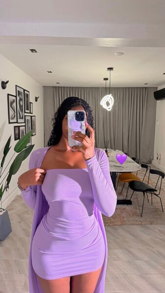 Robe pull lilas élégante