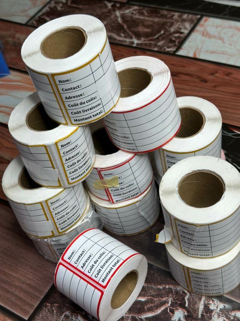 Étiquettes d'expédition auto-adhésives