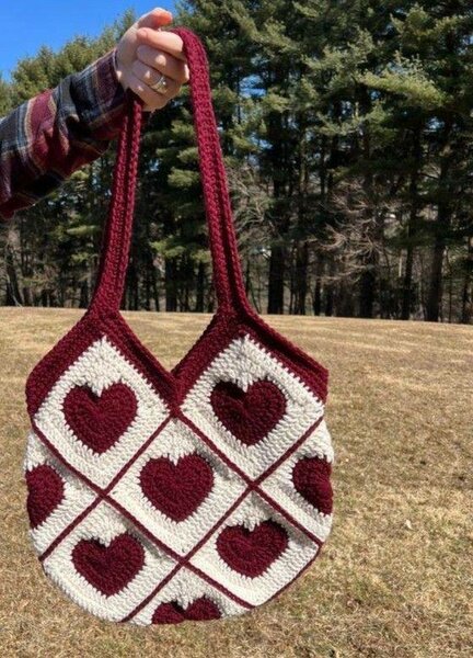 Sac cabas crochet cœurs