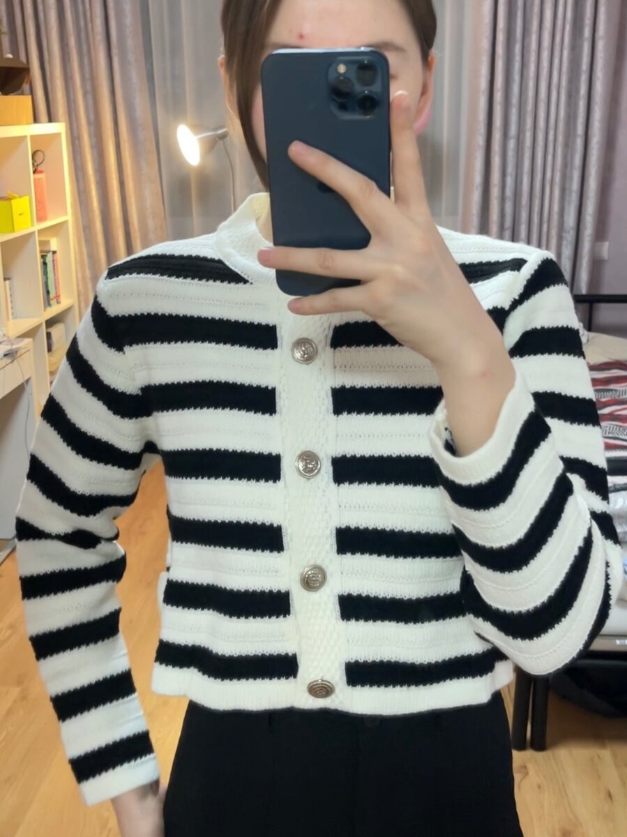 Кардиган в полоску укороченный в стиле Old money