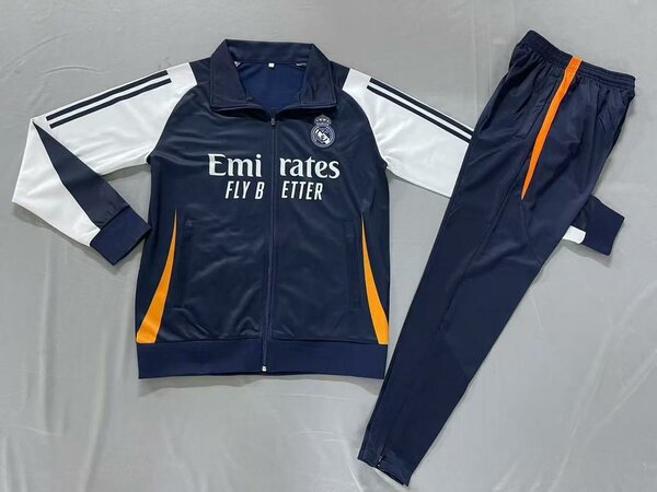 Ensemble survêtement sport