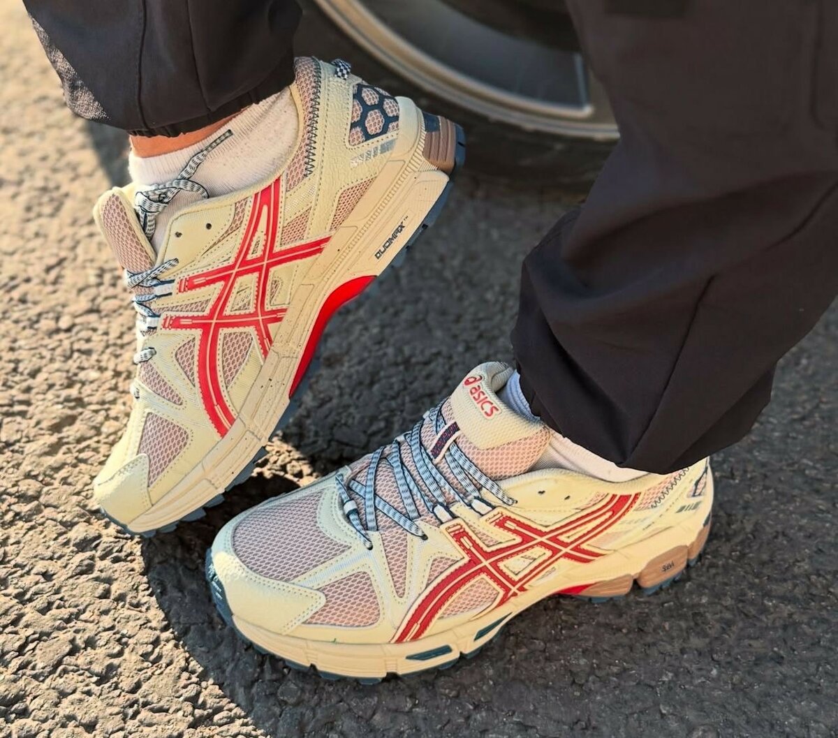 ASICS SNEAKER
