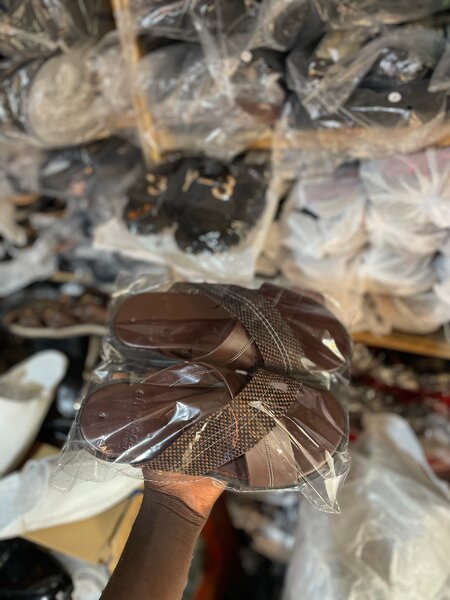 Sandales en cuir tressé