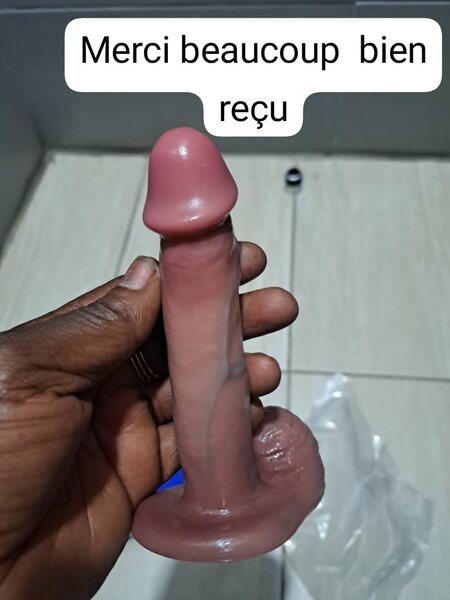 Dildo réaliste en silicone