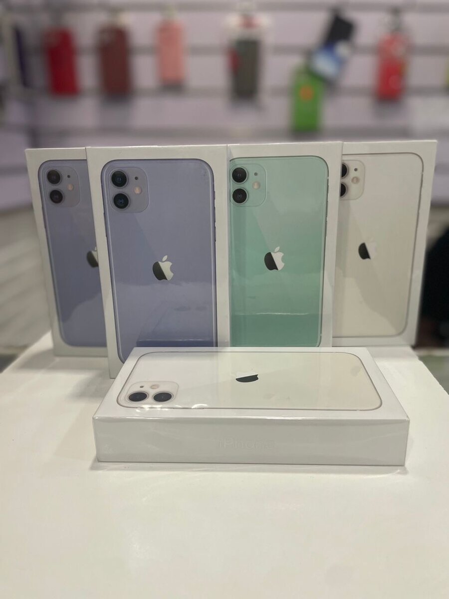 Brand new iPhone 11(128gb)