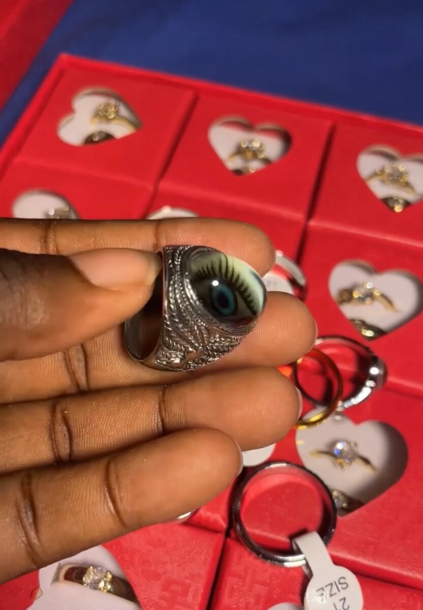 Bague design œil protecteur