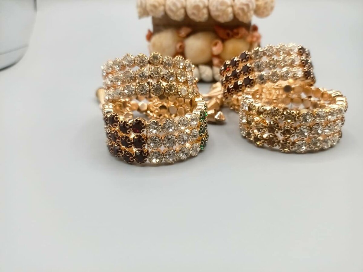 Trendy Elegant crystal stone 3 layer Adustable bracelete for