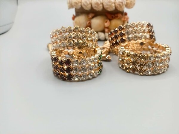 Trendy Elegant crystal stone 3 layer Adustable bracelete for
