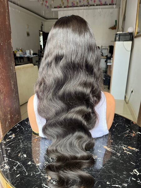 Perruques en dentelle