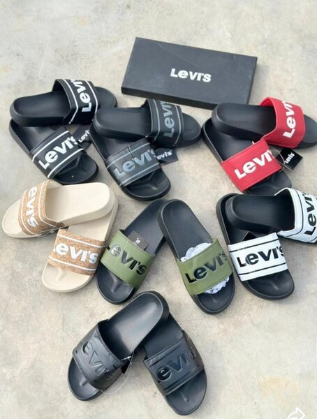 Claquettes Levi's confortables