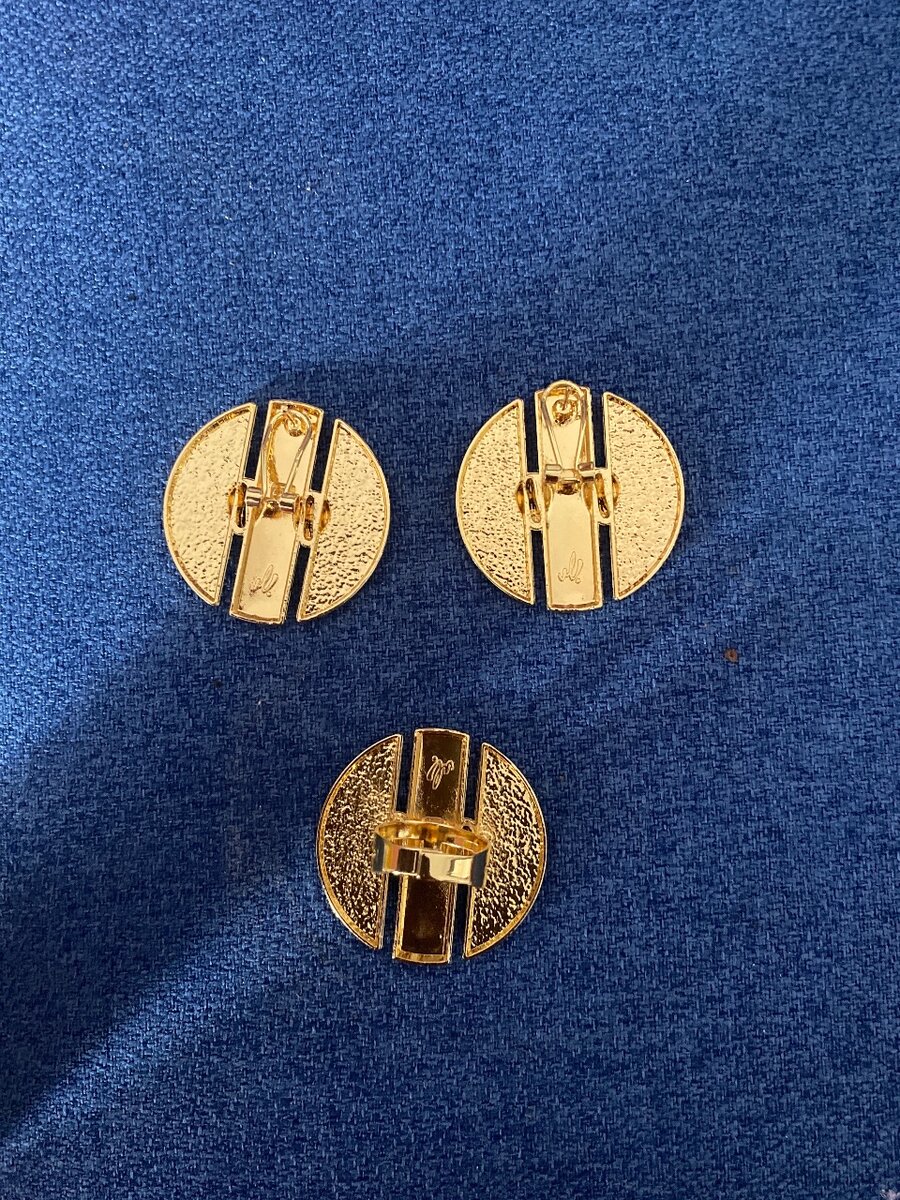 Boucle doreille et bague