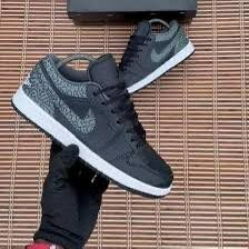 SNEAKERS NIKE
