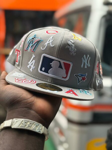 Casquette de baseball multi-logos