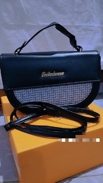 Sac à bandoulière élégant