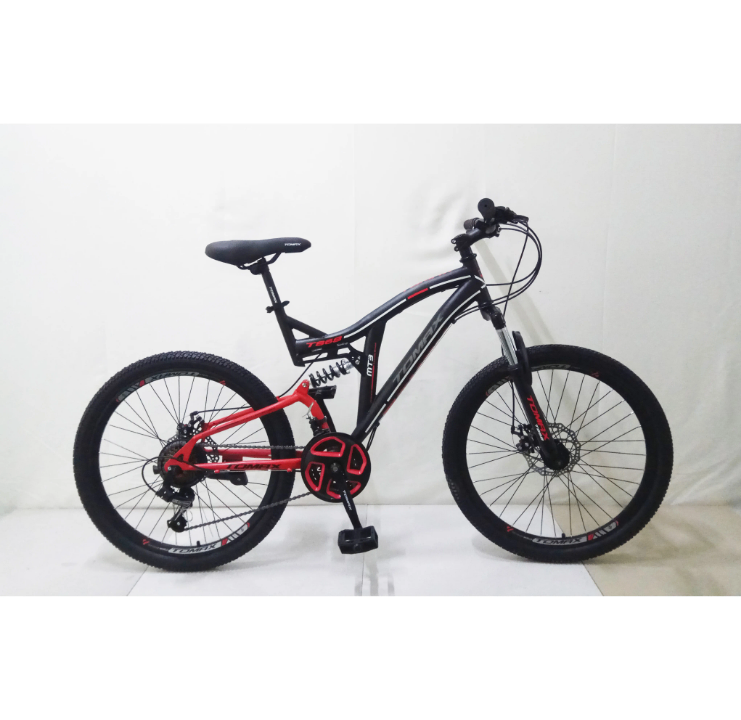 Vélo tout-terrain noir et rouge