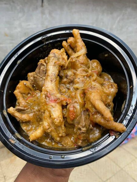 Patte de Poulet sauté +attieke