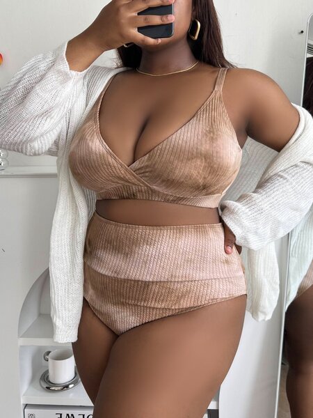 Plus size bikini