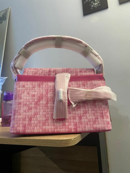 Sac à main élégant avec nœud