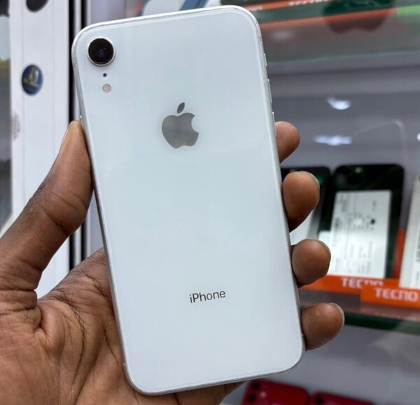 iPhone XR