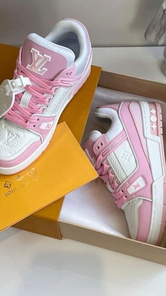 Louis Vuitton trainer