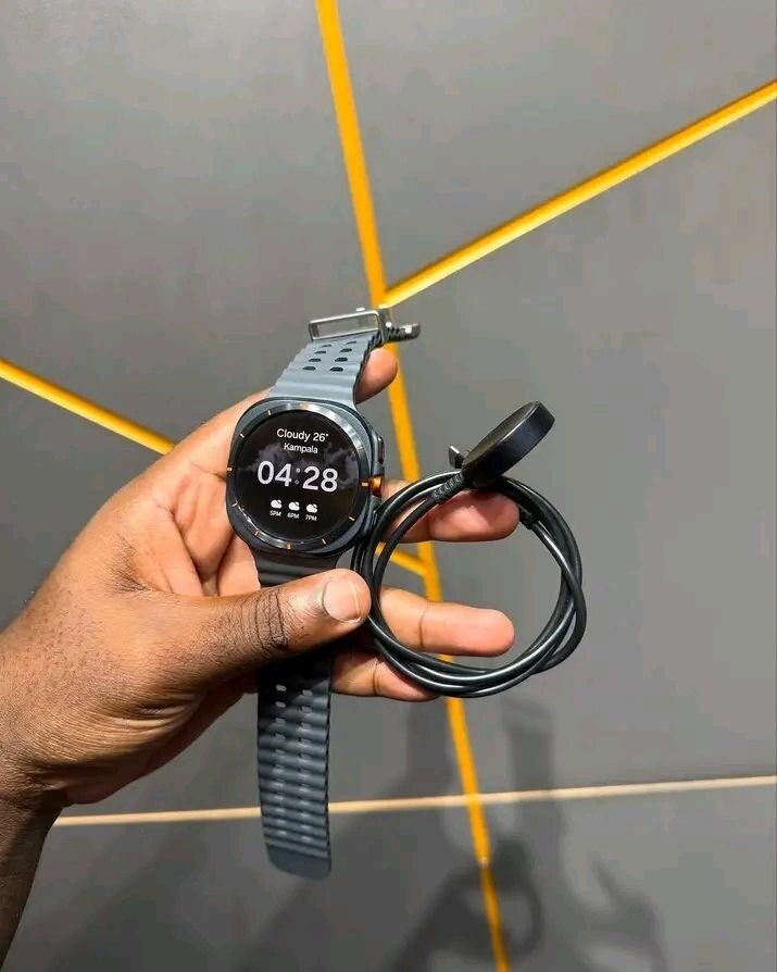 Montre connectée homme - Élégance et Performance