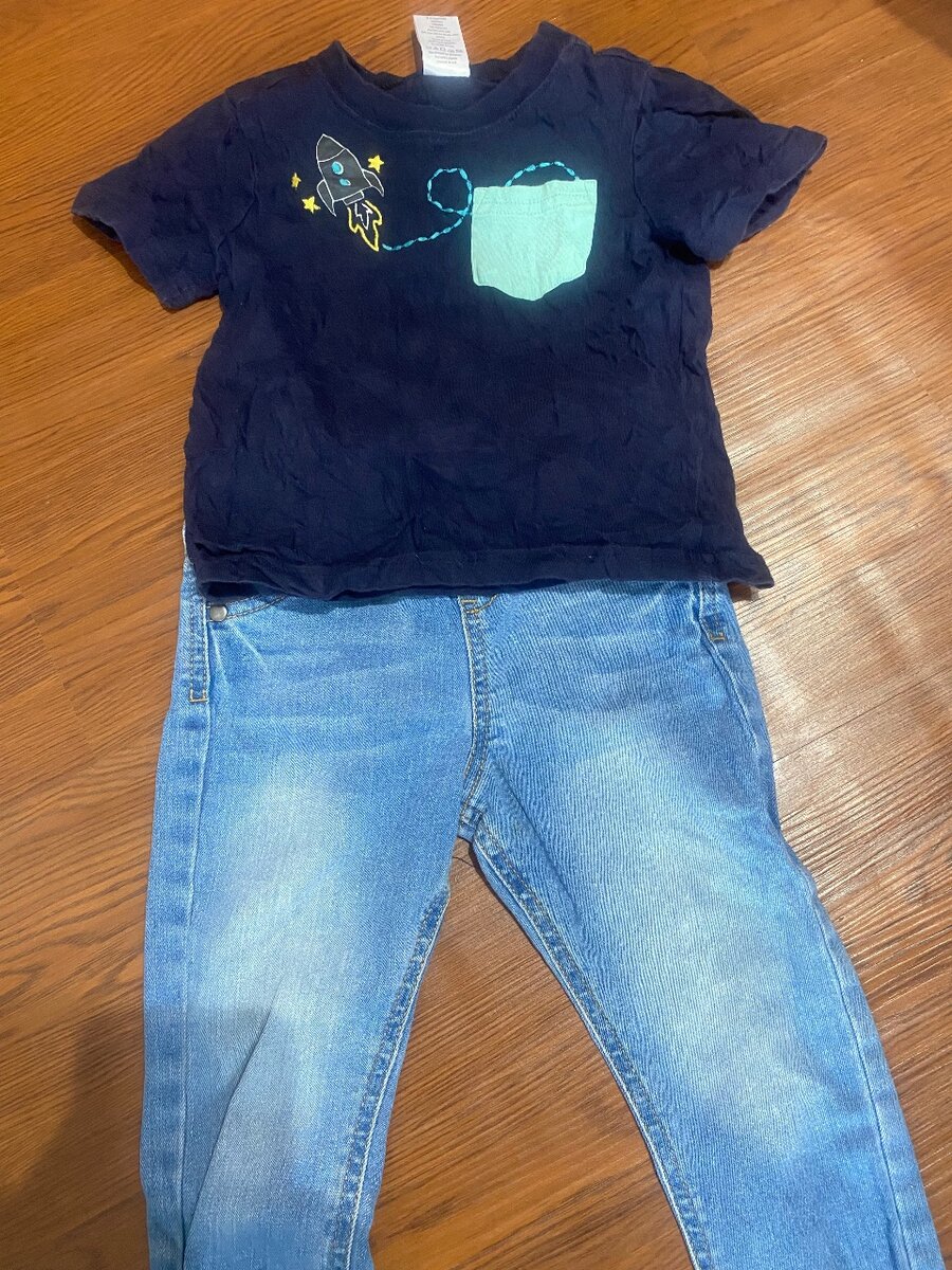 Lot de vêtements pour garçons