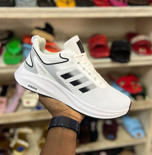 Chaussures Adidas
