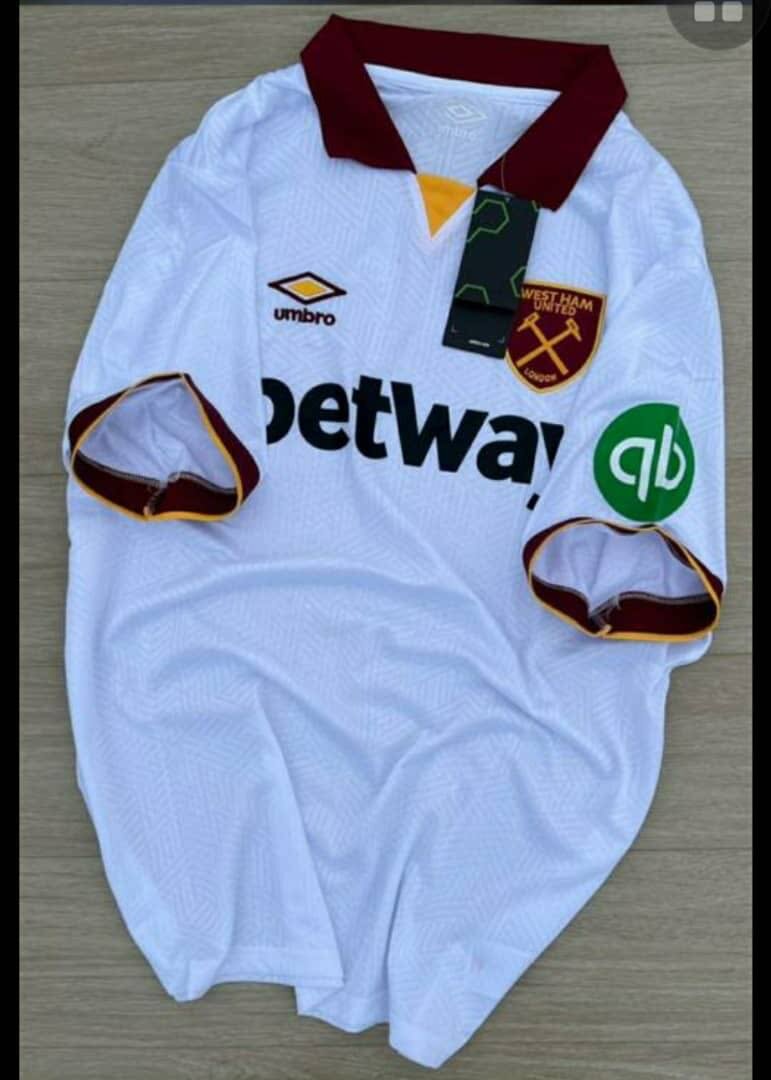 Maillots de football pour hommes