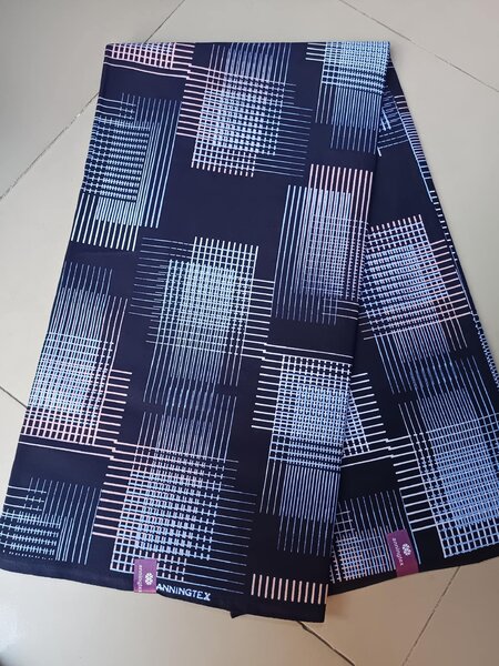 Fabric with a  print of 6 meters 