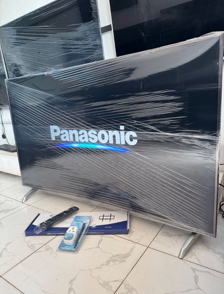 55inches Full Digital Satellite Curved PANASONIC Tv