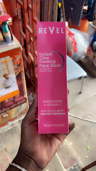 Revel Nettoyant Visage Éclat