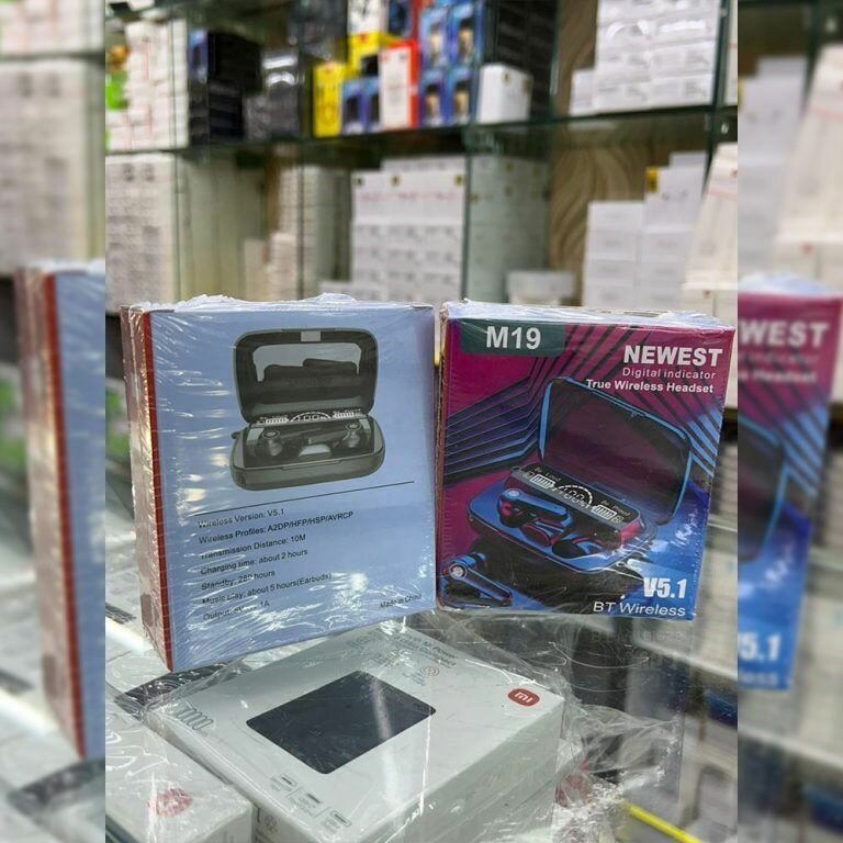 M19 AirBuds, strong battery lasts 1 week, great sound