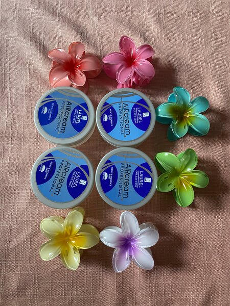 Cire pour baby hair et cheveux