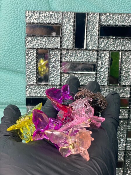 Butterfly hair clips