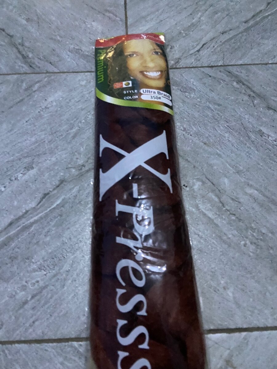 Expression ultra braids. Color#380