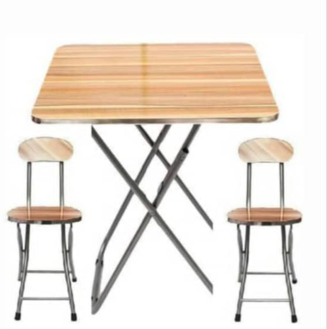 Table chaise effet bois