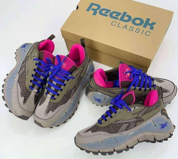 Reebok sneaker
