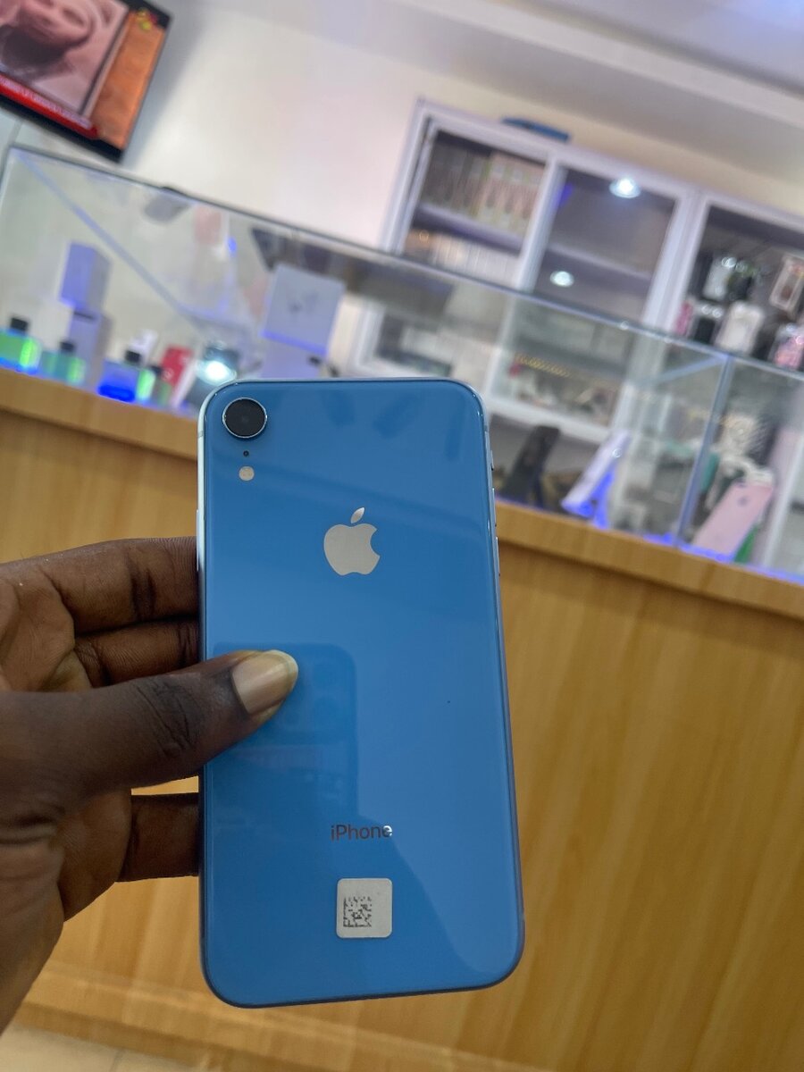 iPhone XR