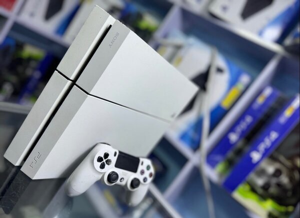 Ps4 nouveau avec une manette