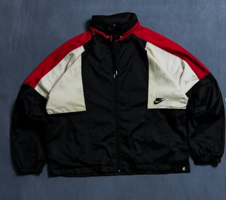 Nike dna woven windbreaker size: M