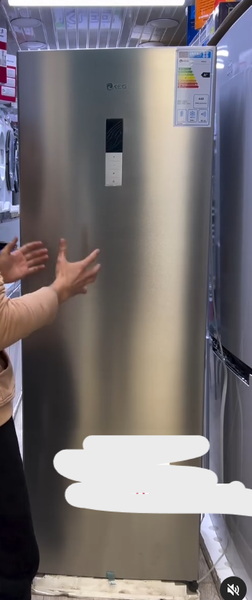 Холодильник серый